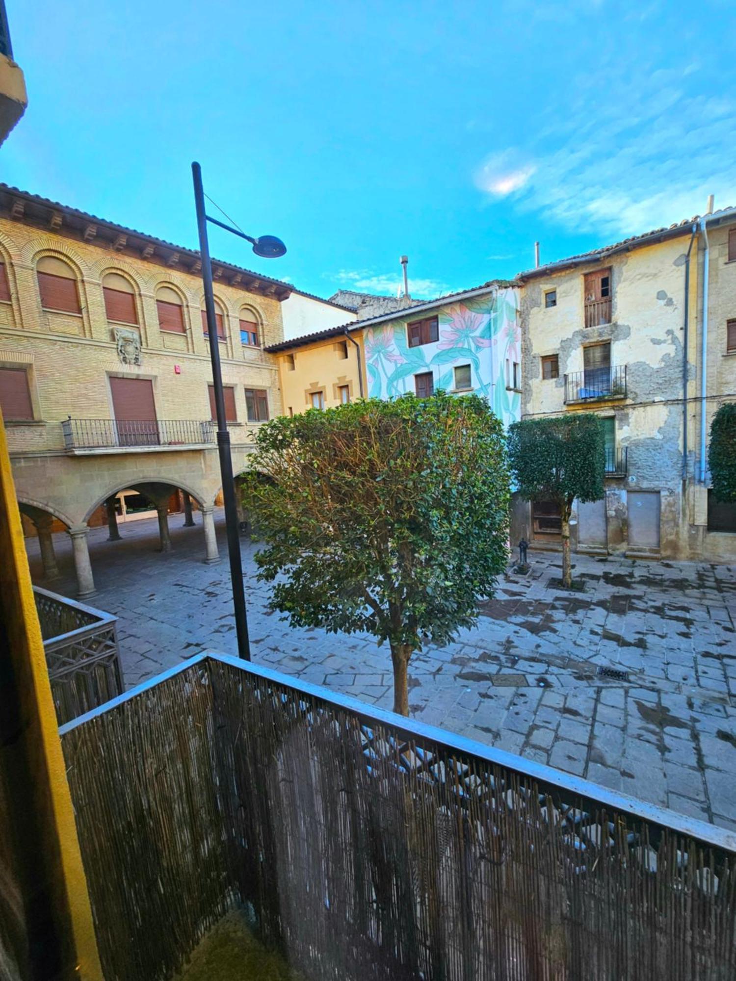 Hostal Jp Y Estudios Sanguesa Luaran gambar